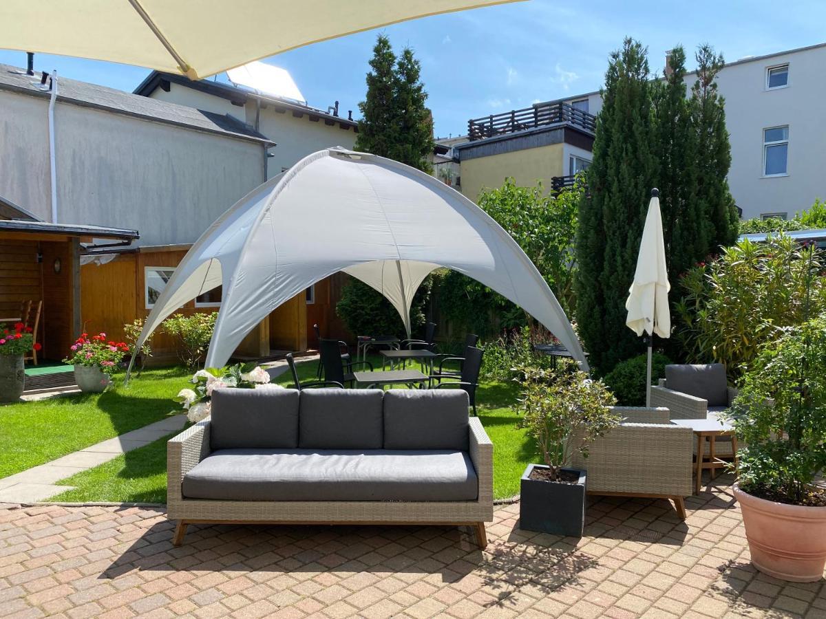 Pension Villa Ostseetraum Rostock Bagian luar foto